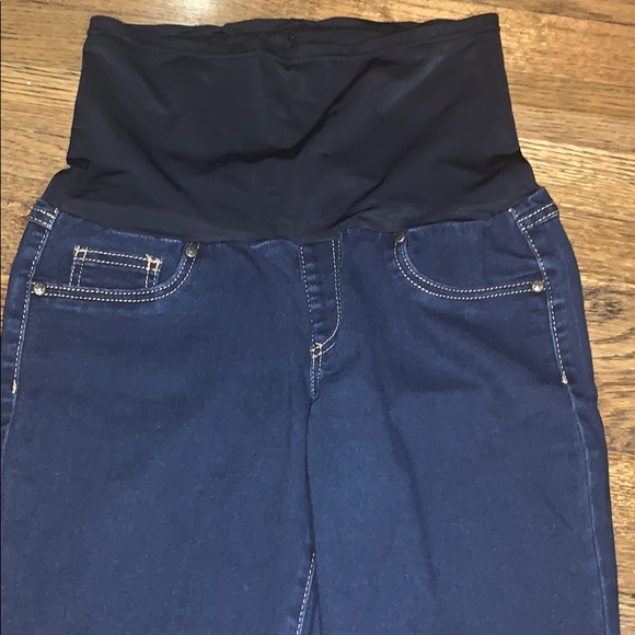 Maternity jeans - Picture 2 of 5